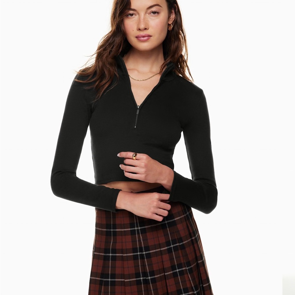 Sunday best besthug Monarch 1/2 zip Long Sleeve Crop Top